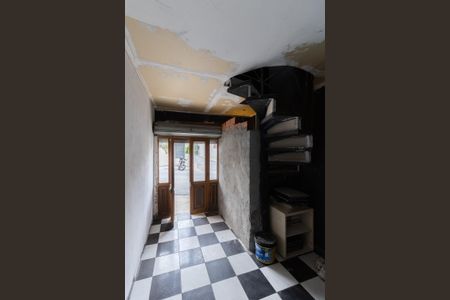 Casa à venda com 150m², 4 quartos e 1 vaga Casa à venda com 150m², 4 quartos e 1 vagaGaragem