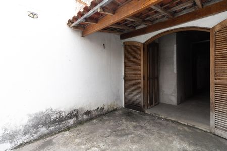 Casa à venda com 150m², 4 quartos e 1 vaga Casa à venda com 150m², 4 quartos e 1 vagaVaranda do Quarto 1 da Casa 1