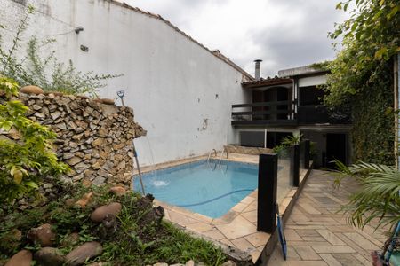 Casa à venda com 150m², 4 quartos e 1 vaga Casa à venda com 150m², 4 quartos e 1 vagaPiscina da Casa 1