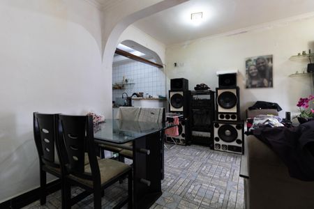 Casa à venda com 150m², 4 quartos e 1 vaga Casa à venda com 150m², 4 quartos e 1 vagaSala da Casa 3