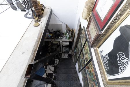 Casa à venda com 150m², 4 quartos e 1 vaga Casa à venda com 150m², 4 quartos e 1 vagaEscada da Casa 2