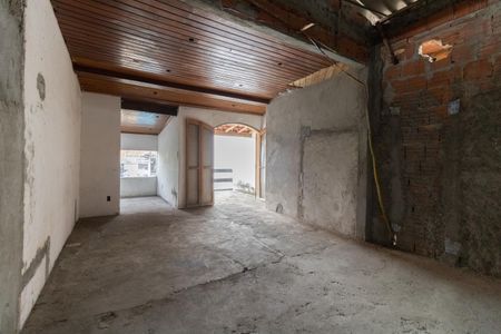 Casa à venda com 150m², 4 quartos e 1 vaga Casa à venda com 150m², 4 quartos e 1 vagaQuarto 1 da Casa 1