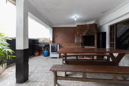 Casa à venda com 150m², 4 quartos e 1 vaga Casa à venda com 150m², 4 quartos e 1 vagaChurrasqueira da Casa 1