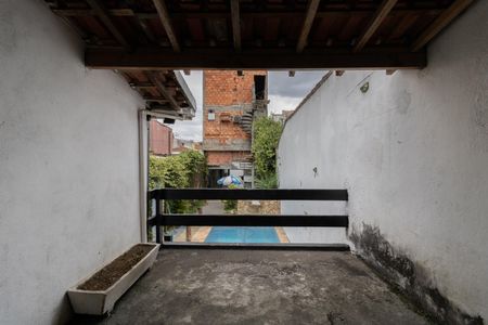 Casa à venda com 150m², 4 quartos e 1 vaga Casa à venda com 150m², 4 quartos e 1 vagaVaranda do Quarto 1 da Casa 1