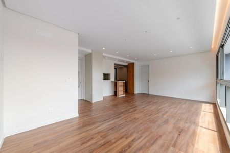 Sala  de apartamento para alugar com 3 quartos, 117m² em Santa Cecília, Porto Alegre