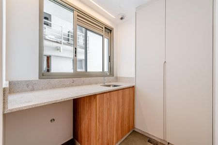 Apartamento para alugar com 117m², 3 quartos e 2 vagasÁrea de Serviço 