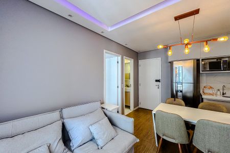 Sala de apartamento para alugar com 2 quartos, 38m² em Jardim Analia Franco, São Paulo