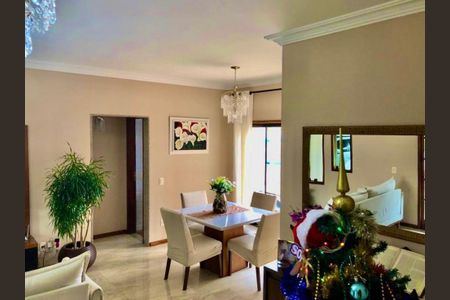 Casa à venda com 4 quartos, 341m² em Várzea das Moças, Niterói