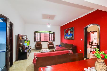 Casa para alugar com 250m², 5 quartos e 2 vagasSala