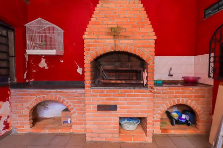 Casa para alugar com 250m², 5 quartos e 2 vagasChurrasqueira