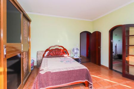 Casa para alugar com 250m², 5 quartos e 2 vagasQuarto 1 - Suíte