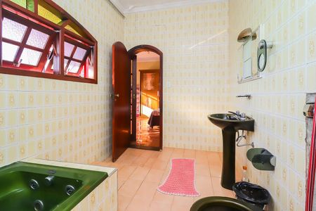 Casa para alugar com 250m², 5 quartos e 2 vagasBanheiro da Suíte