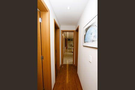 Apartamento à venda com 105m², 3 quartos e 2 vagasCorredor