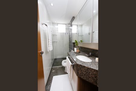 Apartamento à venda com 105m², 3 quartos e 2 vagasBanheiro Social