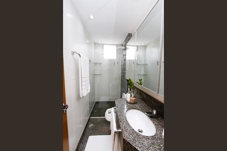 Apartamento à venda com 105m², 3 quartos e 2 vagasBanheiro Social