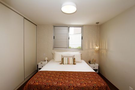 Apartamento à venda com 105m², 3 quartos e 2 vagasQuarto 2 - Suíte