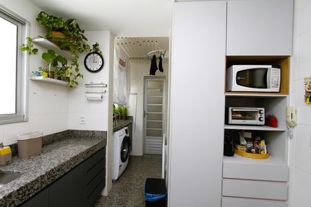 Apartamento à venda com 105m², 3 quartos e 2 vagasCozinha