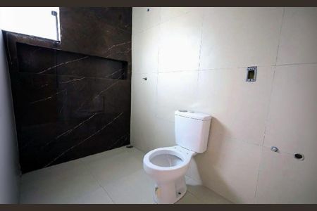 Casa para alugar com 164m², 3 quartos e 2 vagasBanheiro 