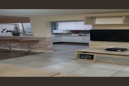 Casa à venda com 2 quartos, 55m² em Sapê, Niterói