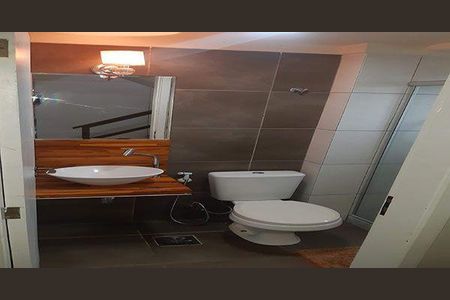 Casa à venda com 2 quartos, 55m² em Sapê, Niterói