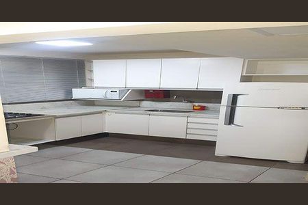 Casa à venda com 2 quartos, 55m² em Sapê, Niterói