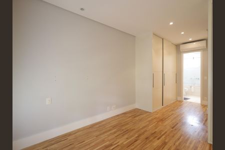 Apartamento à venda com 132m², 2 quartos e 2 vagasSuíte 2