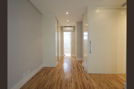Apartamento à venda com 132m², 2 quartos e 2 vagasSuíte 2