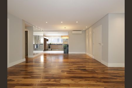 Apartamento à venda com 132m², 2 quartos e 2 vagasSala