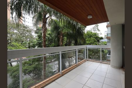 Apartamento à venda com 132m², 2 quartos e 2 vagasVaranda da Sala