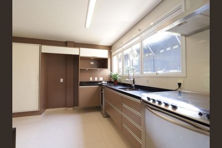 Apartamento à venda com 132m², 2 quartos e 2 vagasCozinha