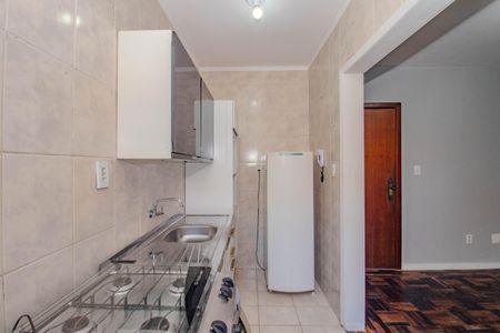 Cozinha de kitnet/studio para alugar com 1 quarto, 32m² em Passo D’areia, Porto Alegre