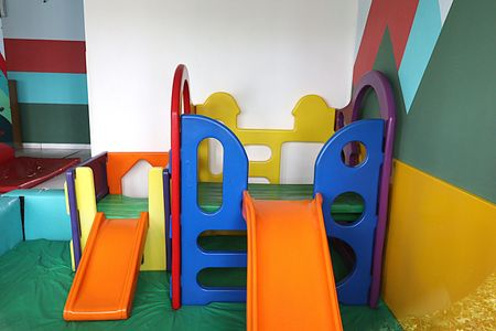 Área comum - brinquedoteca de apartamento para alugar com 2 quartos, 68m² em Vila Ipiranga, Porto Alegre