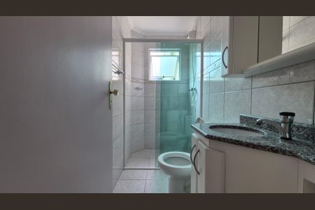 Apartamento para alugar com 80m², 2 quartos e 2 vagasBanheiro da suíte
