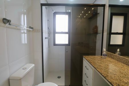 Apartamento para alugar com 163m², 4 quartos e 2 vagas Apartamento para alugar com 163m², 4 quartos e 2 vagasBanheiro Social