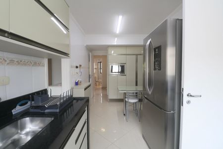 Apartamento para alugar com 163m², 4 quartos e 2 vagas Apartamento para alugar com 163m², 4 quartos e 2 vagasCozinha