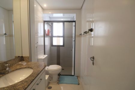 Apartamento para alugar com 163m², 4 quartos e 2 vagas Apartamento para alugar com 163m², 4 quartos e 2 vagasBanheiro Suíte