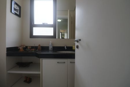 Apartamento para alugar com 163m², 4 quartos e 2 vagas Apartamento para alugar com 163m², 4 quartos e 2 vagasLavabo