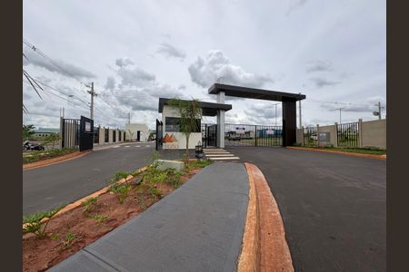 Apartamento para alugar com 42m², 2 quartos e 1 vagaFachada