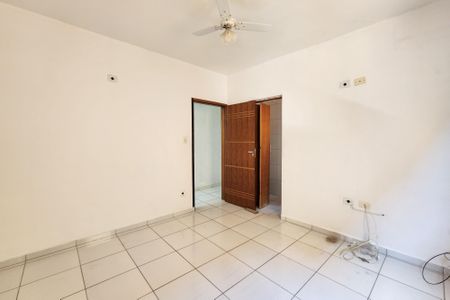 Suíte 1 de casa para alugar com 2 quartos, 100m² em Jardim Calux, São Bernardo do Campo