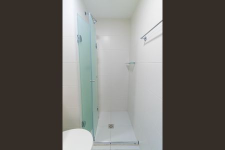 Apartamento à venda com 69m², 2 quartos e 1 vagaBanheiro Social Detalhe