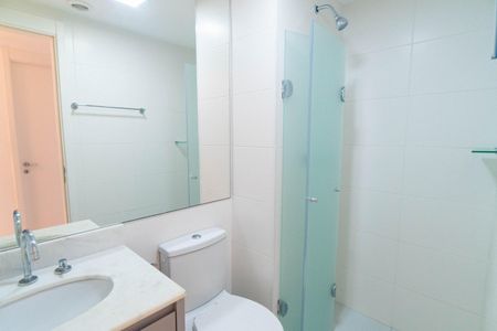 Apartamento à venda com 69m², 2 quartos e 1 vagaBanheiro Social