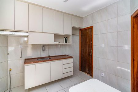 Apartamento à venda com 82m², 3 quartos e 2 vagas Apartamento à venda com 82m², 3 quartos e 2 vagasCozinha