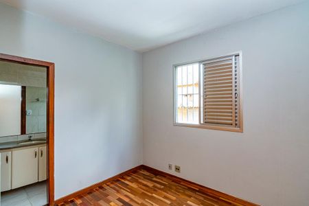 Apartamento à venda com 82m², 3 quartos e 2 vagas Apartamento à venda com 82m², 3 quartos e 2 vagasSuíte 1