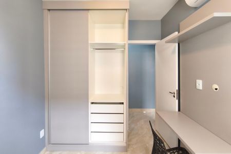 Quarto 1 de apartamento para alugar com 2 quartos, 44m² em Jardim Ipaussurama, Campinas