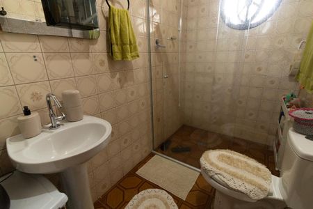 Casa à venda com 165m², 4 quartos e 2 vagasBanheiro