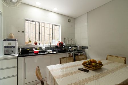 Casa à venda com 165m², 4 quartos e 2 vagasCozinha