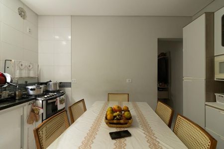 Casa à venda com 165m², 4 quartos e 2 vagasCozinha