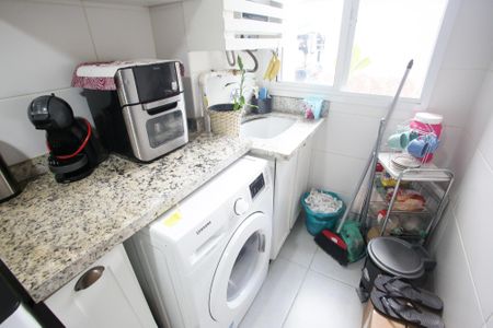 Apartamento para alugar com 114m², 2 quartos e 1 vagaÁrea de Serviço