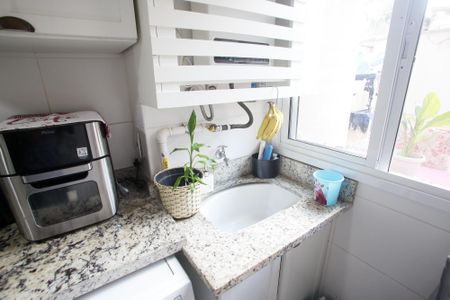 Apartamento para alugar com 114m², 2 quartos e 1 vagaÁrea de Serviço