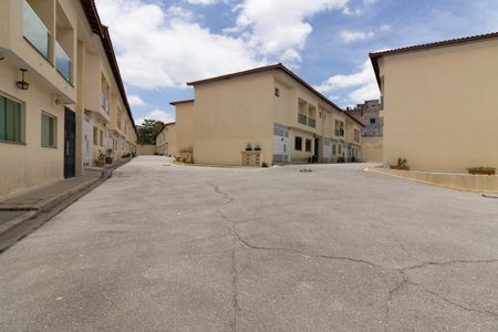 Casa de condomínio à venda com 120m², 3 quartos e 2 vagas Casa de condomínio à venda com 120m², 3 quartos e 2 vagasÁrea comum